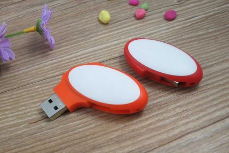 Memoria USB formato ovalado bicolor giratorio