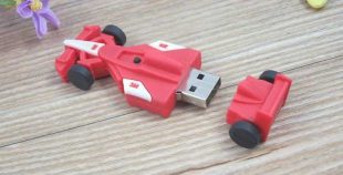 Memoria USB en PVC soft con forma de coche de carreras Fórmula 1