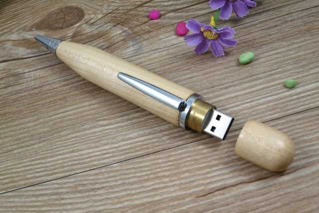 Boligrafo madera USB