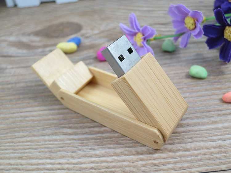 Memoria USB madera abatible